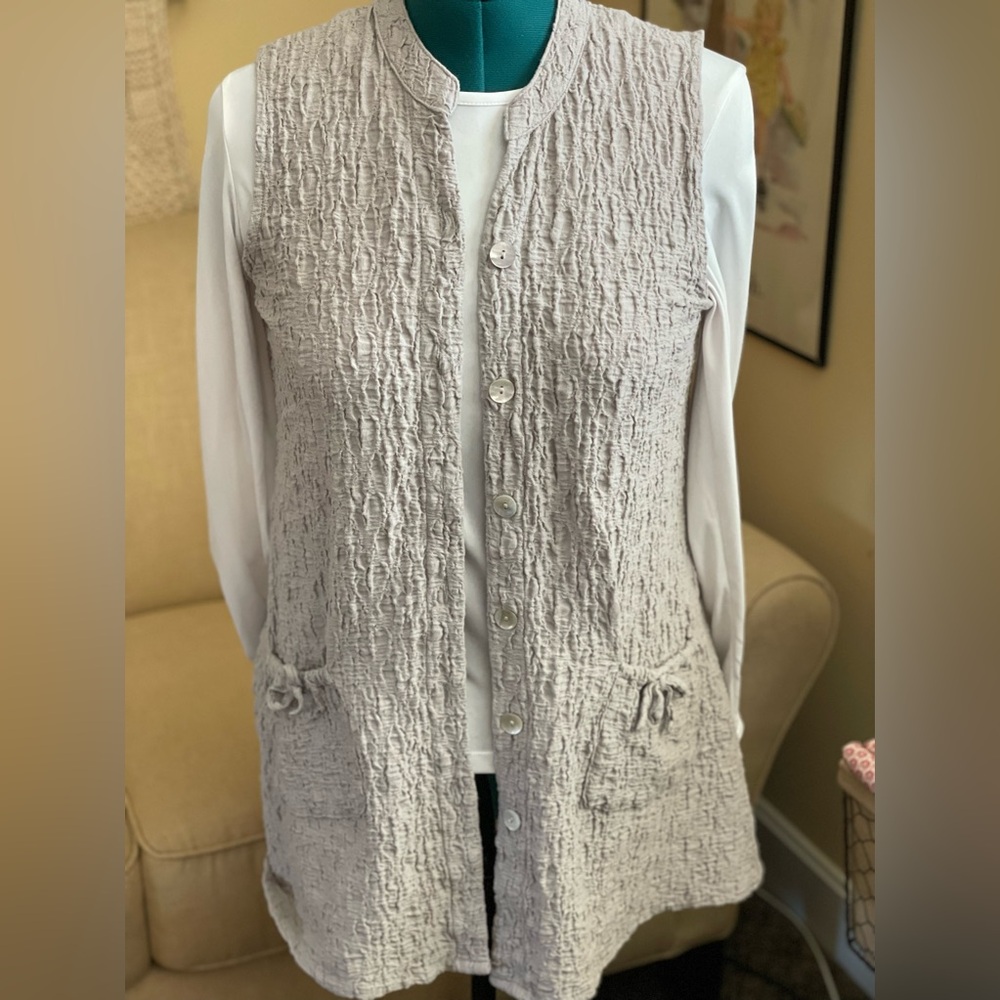 HABITAT vest